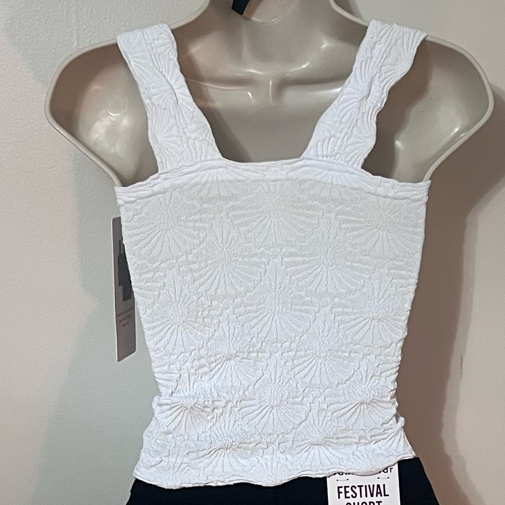 White Aura square neck top NWT L